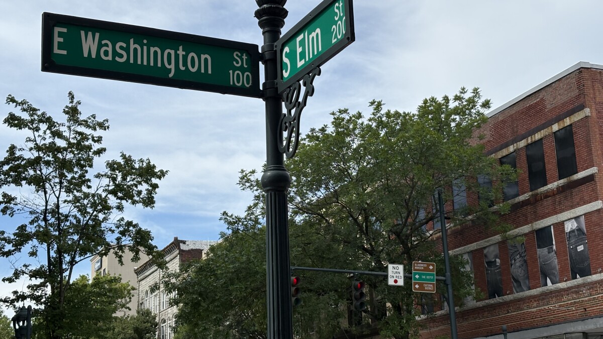 Greensboro delays South Elm Pedestrian Plaza, asks for community input
