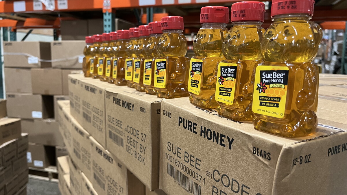 Great Plains Food Bank receives 6,000 bottles of honey - Vimarsana News
