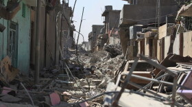 Debris covers a street of Mosul's Old City on June 21, 2017, during the ongoing offensive by Iraqi forces to retake the last district still held by the Islamic State (IS) group. (AFP/Getty Images)