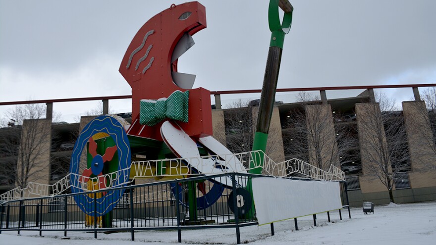 Lawless' sculpture, The Politician: A Toy, on Cleveland State University's campus. [Nick Castele / ideastream]