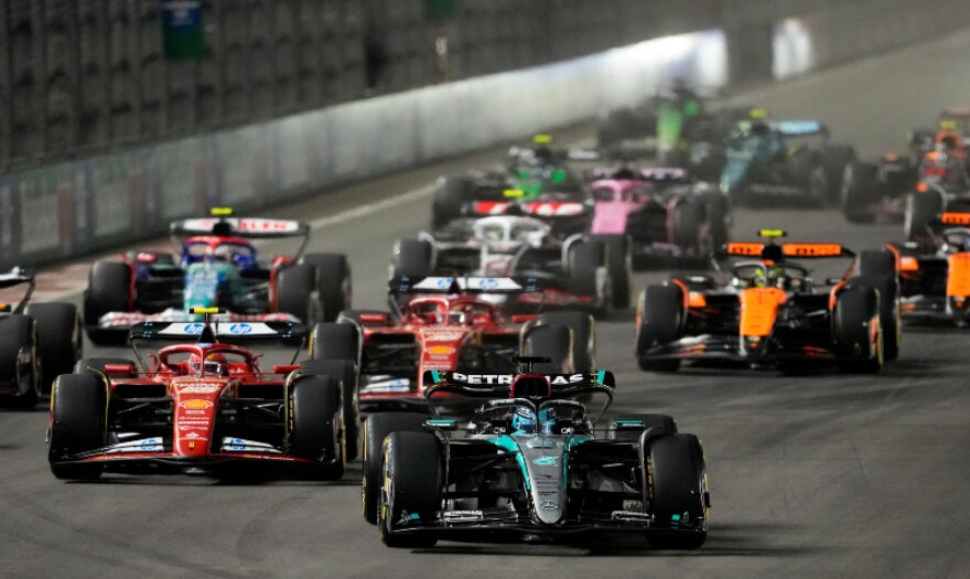 Mercedes driver George Russell, of Britain, leads the field during the F1 Las Vegas Grand Prix auto race, Sunday, Nov. 24, 2024, in Las Vegas