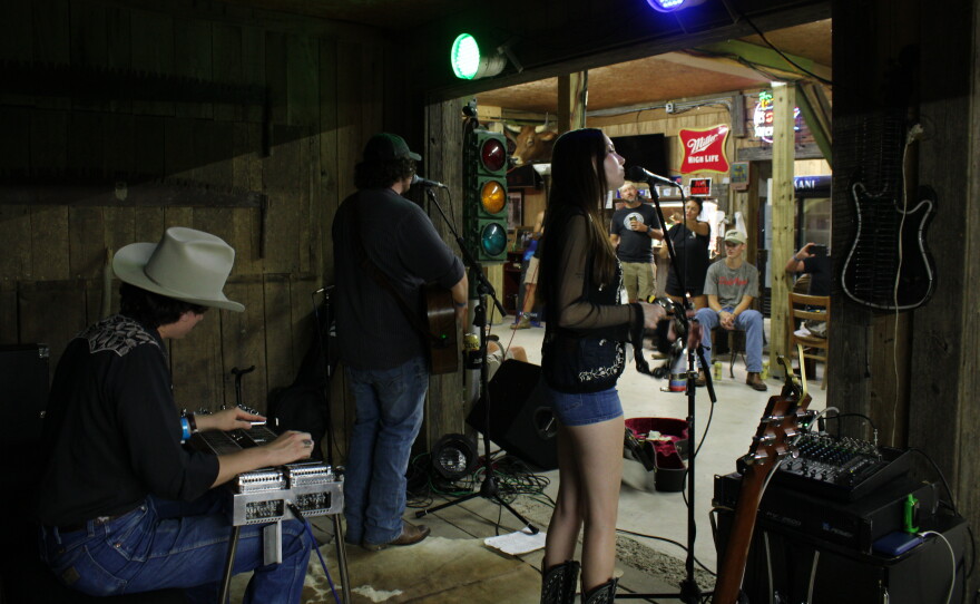 Southern Retreat Playing