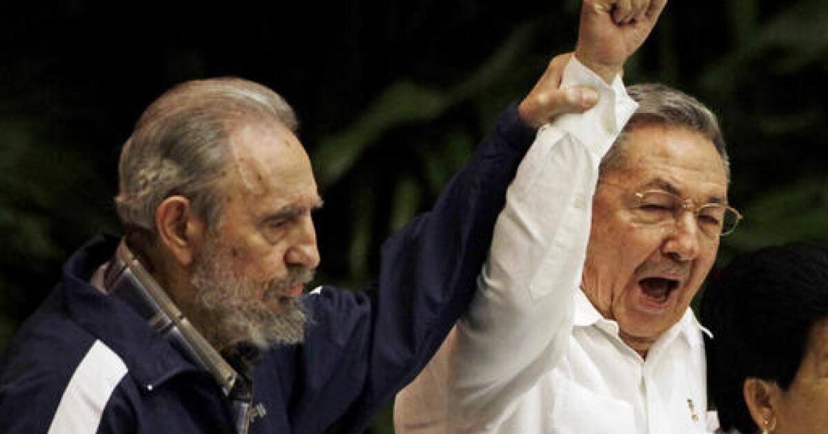 Fidel Castro Revolutionary Revered And Reviled Dead At 90 Wlrn