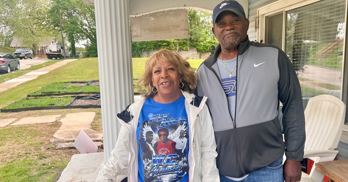 Across Kansas City’s urban neighborhoods, lead lurks in the soil: ‘The dirt is contaminated"
