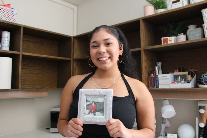 Aaliyah Wilhelm, first-generation student from Othello, Washington brought a picture of her grandmother from home. She said her grandmother reminds her of her commitment to her faith and her goals.