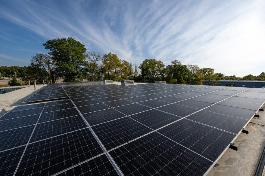 Recurdyn Solar Array U-M solar arrays now operational | WEMU-FM