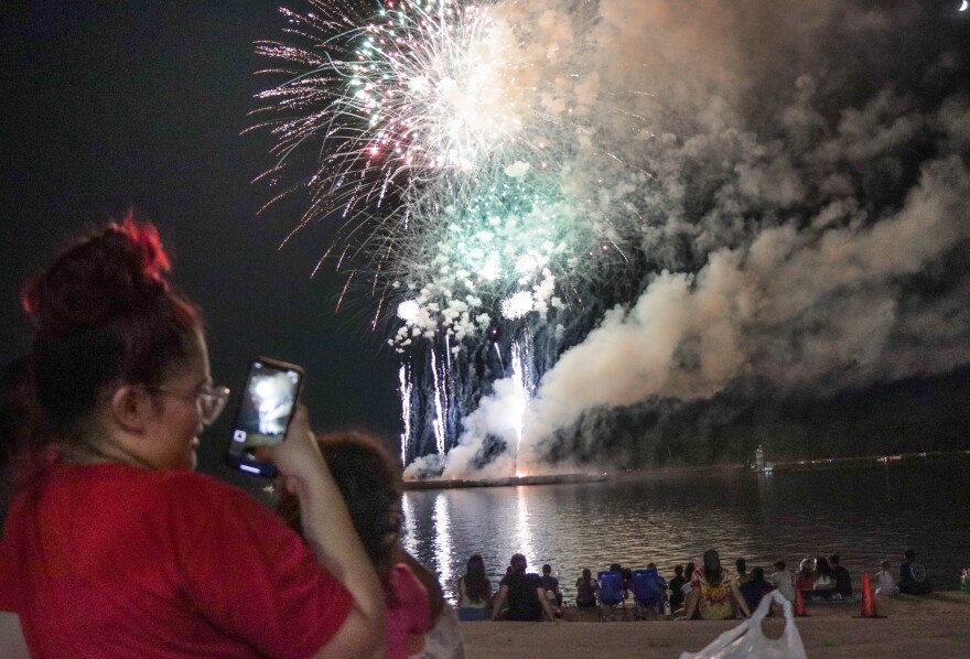 Downtown Evansville July 4 Fireworks Returning