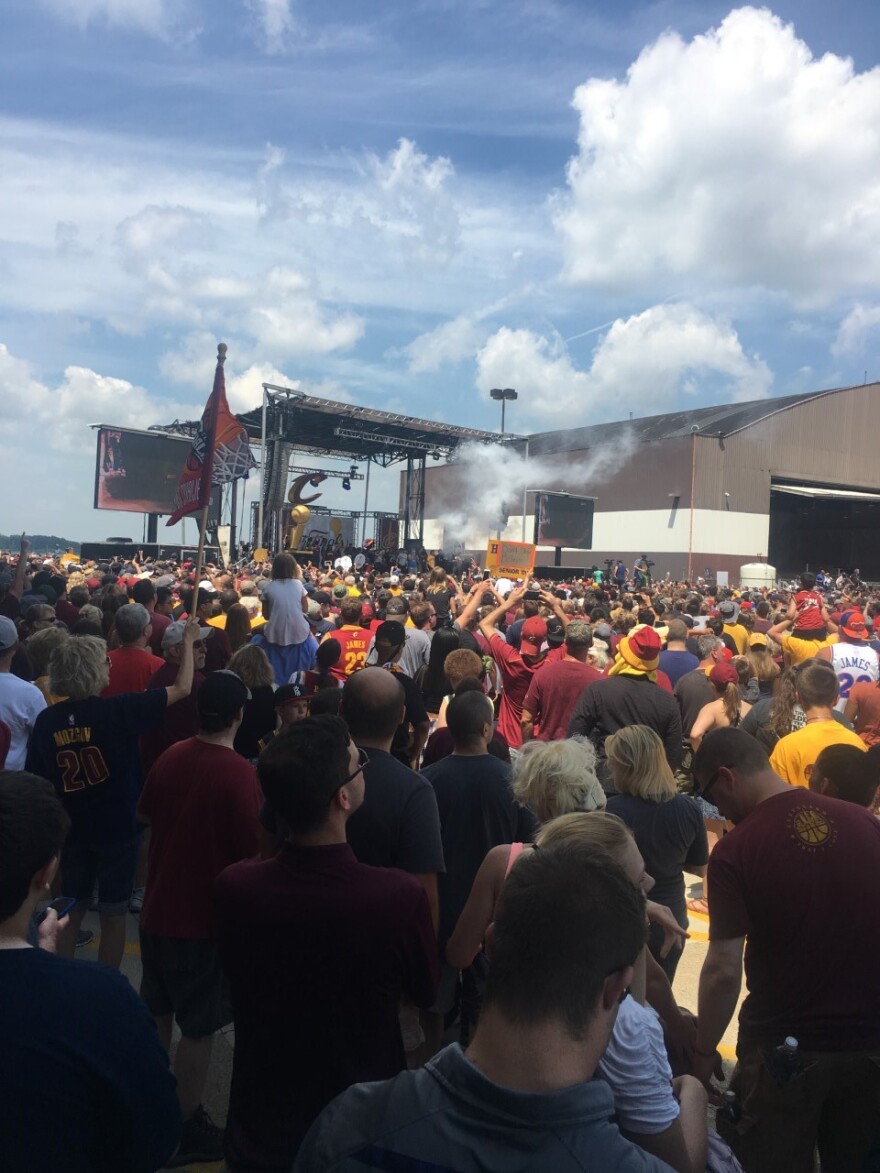 Crowd at Cavs homecoming celebration