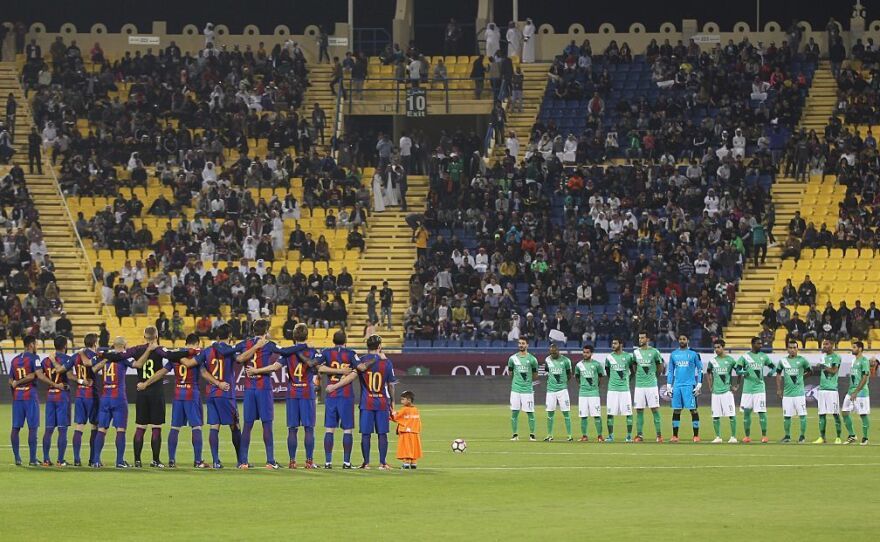Before a 2016 match in Qatar, members of Saudi club Al-Ahli Saudi FC (right) did join FC Barcelona in observing a moment of silence.