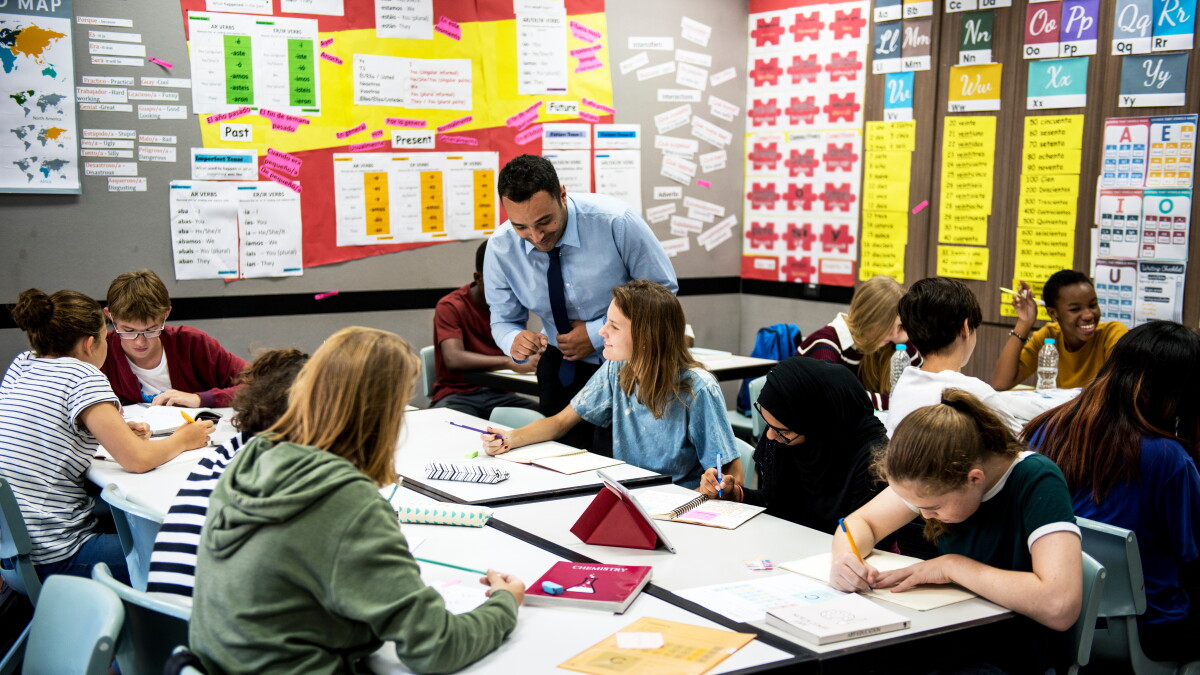 Educators say the penalties for violating Florida's new conduct guidelines are unclear - Vimarsana News
