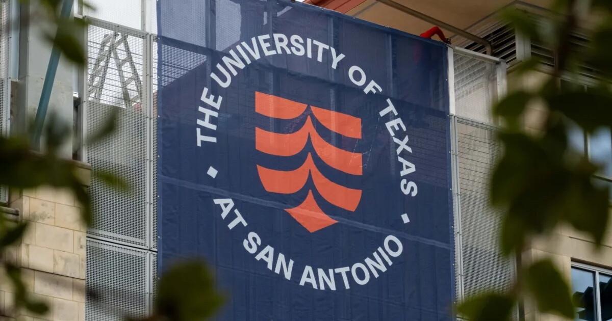 Photograph accompanying Contained at the edge, offline at the worst week: UTSA's shutdown before 40,000 students returned