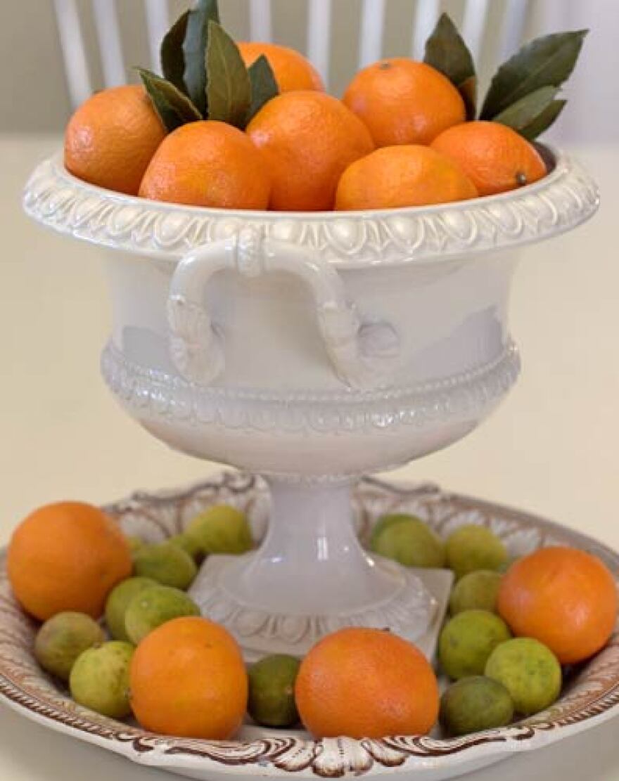 Clementines in a creamware bowl