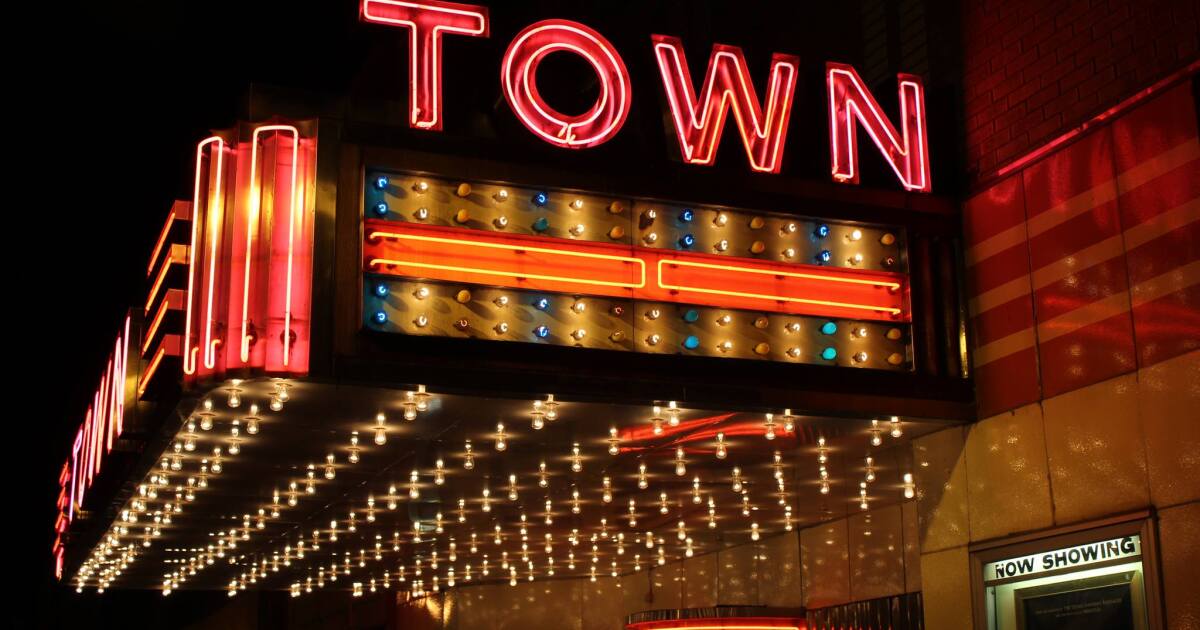 Covid 19 Creates Struggles For Small Town Cinema In Chillicothe Peoria Public Radio<script async src=