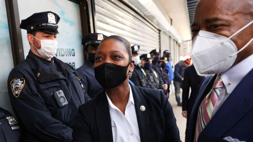 Brittainy Newman/AP