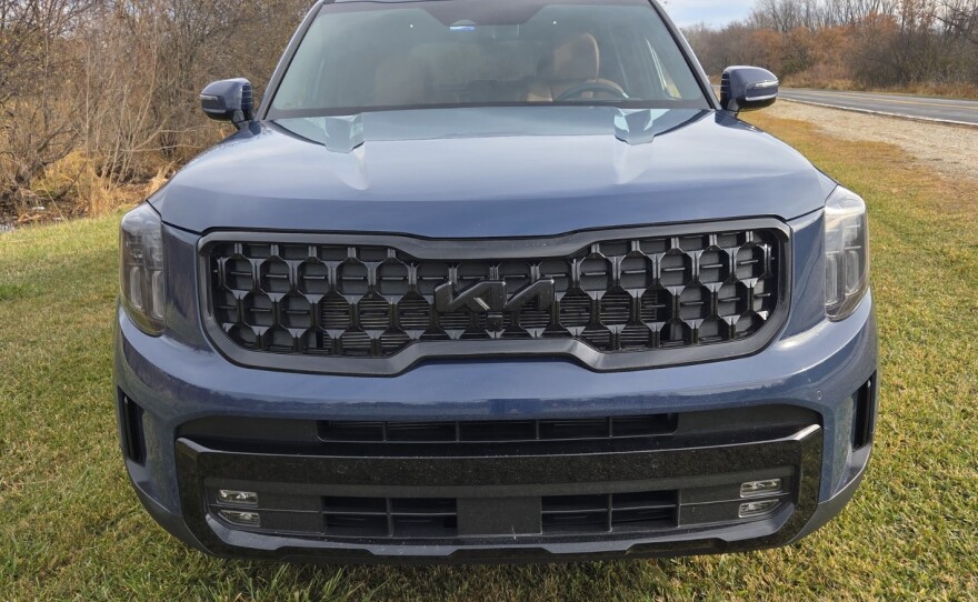 2025 Kia Telluride SX-Prestige X-Pro AWD nose