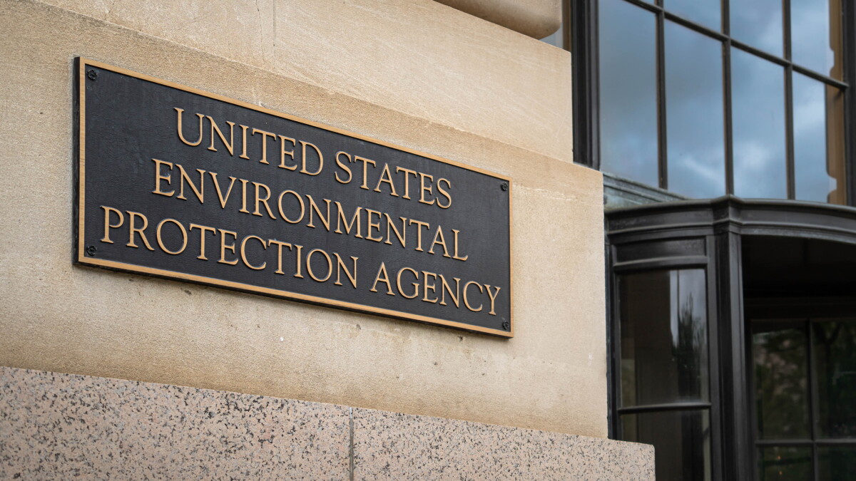 Arizona joins lawsuit against EPA to reverse decision repealing power plant emission limits