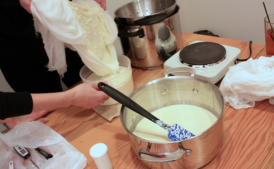 A free event teaching folks how to make Mascarpone cheese.