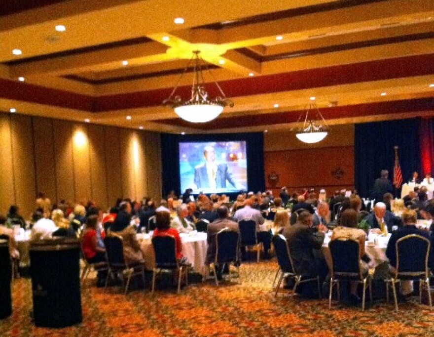 Senator Inhofe speaks at a chamber breakfast.