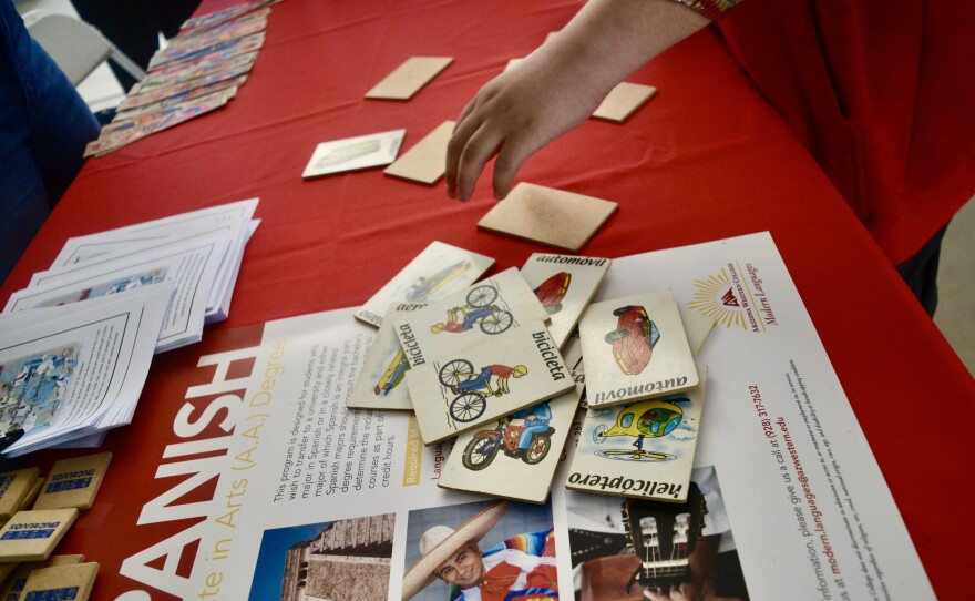 The matching Spanish vocabulary game taught students the Spanish words for things like bicycles, helicopters and automobiles as seen here.