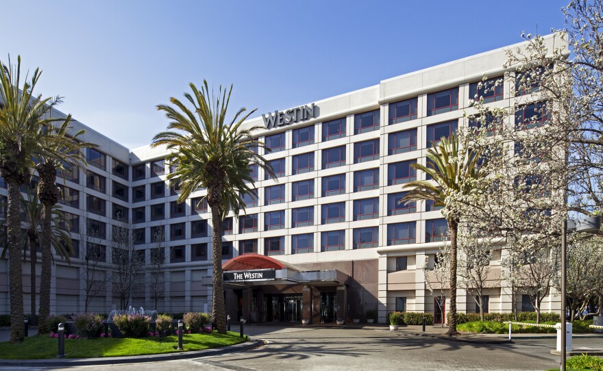 Westin San Francisco Airport entry