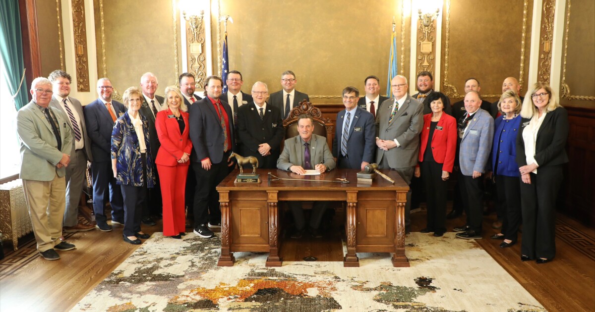 Legislature approves bill funding dam repairs in final hours of session