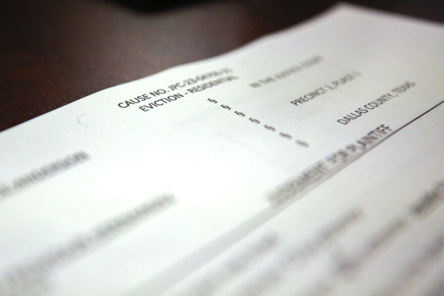 Eviction less likely for Dallas County tenants who get a lawyer but
