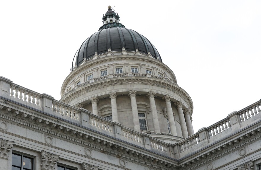 Photo of the dome of the Utah capitol building