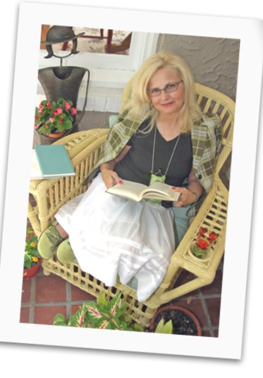 Suzanne Beecher is an author and columnist in Sarasota, FL
