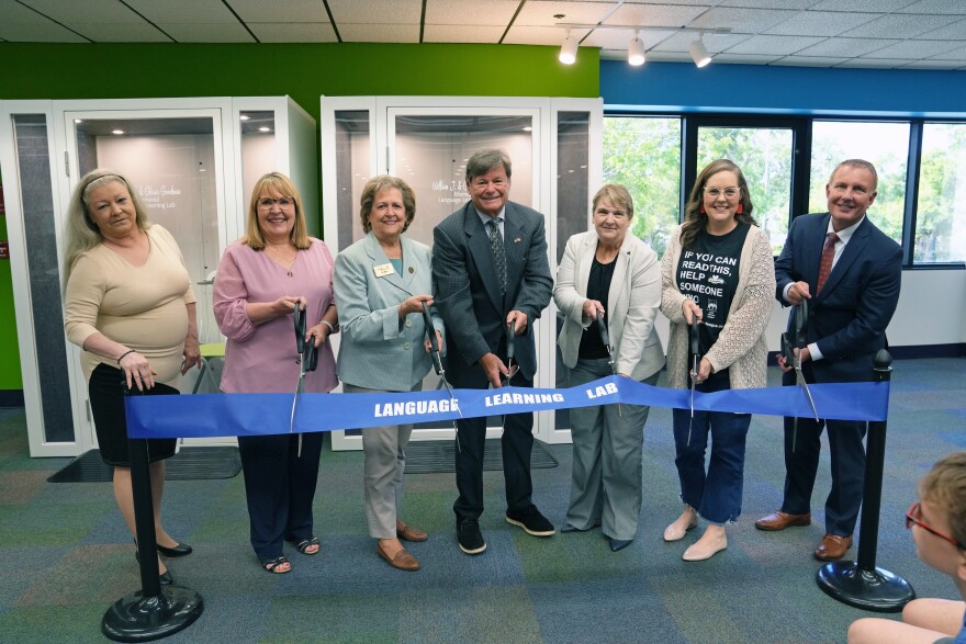 The learning lab opens in Seminole. From left to right: Jeanine Ellison, Seminole County Library Advisory Board; Kathi Efland, Public Services Manager Seminole County Library; Pat Bates, Mayor, City of Altamonte Springs; Lee Constantine, District 3 Commissioner, Seminole County; Christine Patten, Division Manager, Seminole County Library; Bronwen Jurado, Program Manager, Adult Literacy League; Darren Gray, County Manager, Seminole County