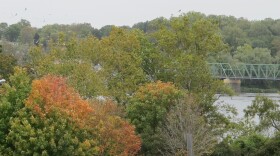 Trees starting to turn color along Delaware River in Trenton