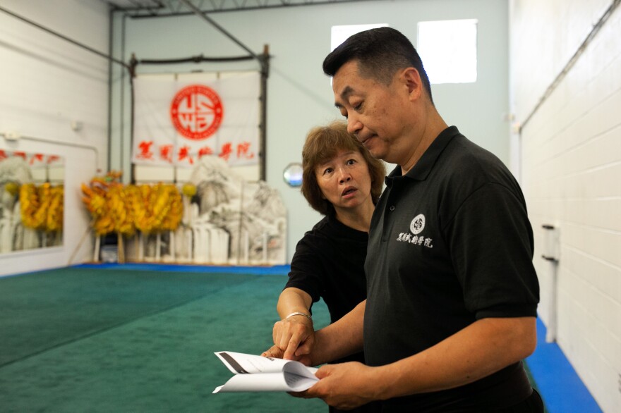 Pei and Zhang have different, but complementary, personalities. Pei is a joker, Zhang is more strict.