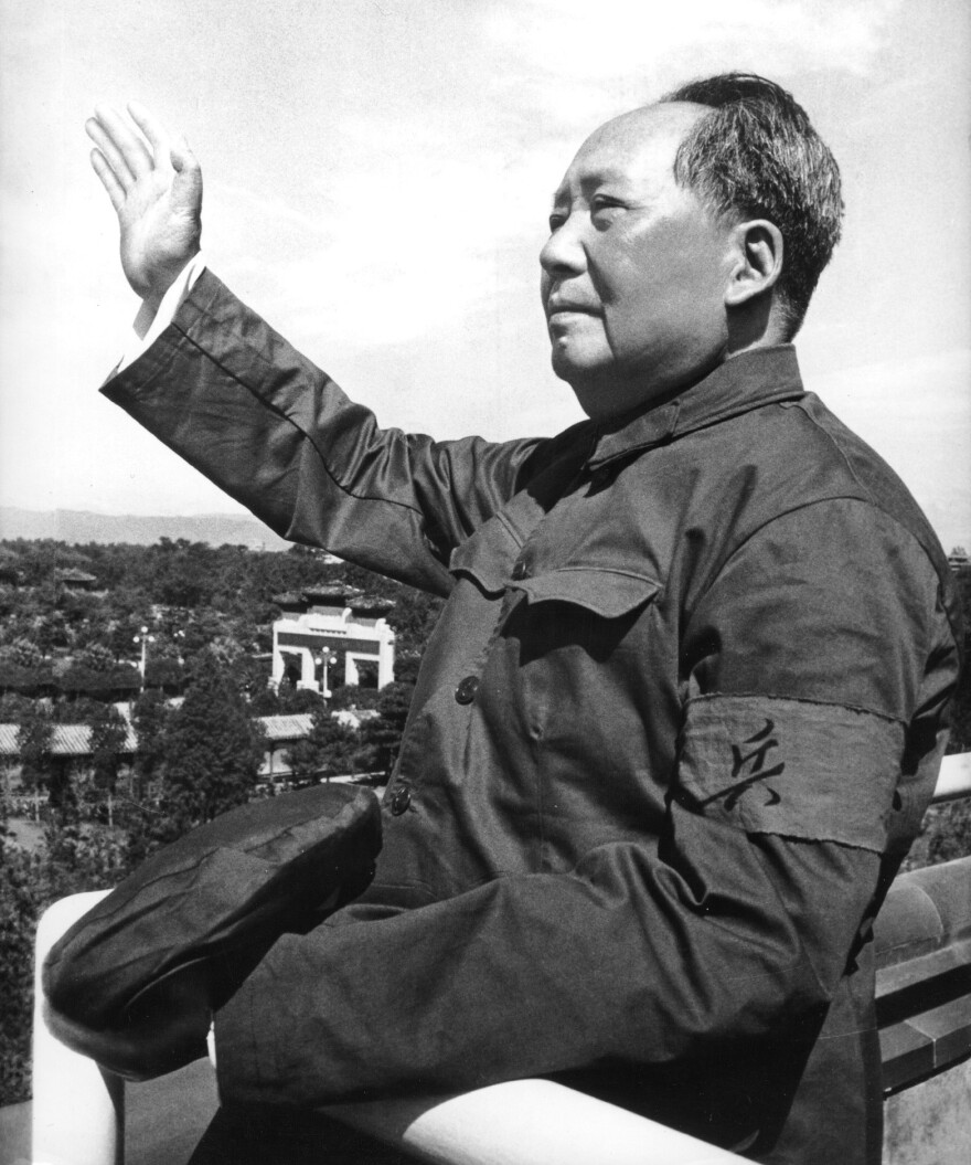 Mao Zedong reviews the army forces of the "Great Proletarian Cultural Revolution" at Tiananmen Square in August 1966.