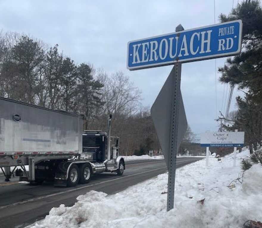 A sign for Kerouach road