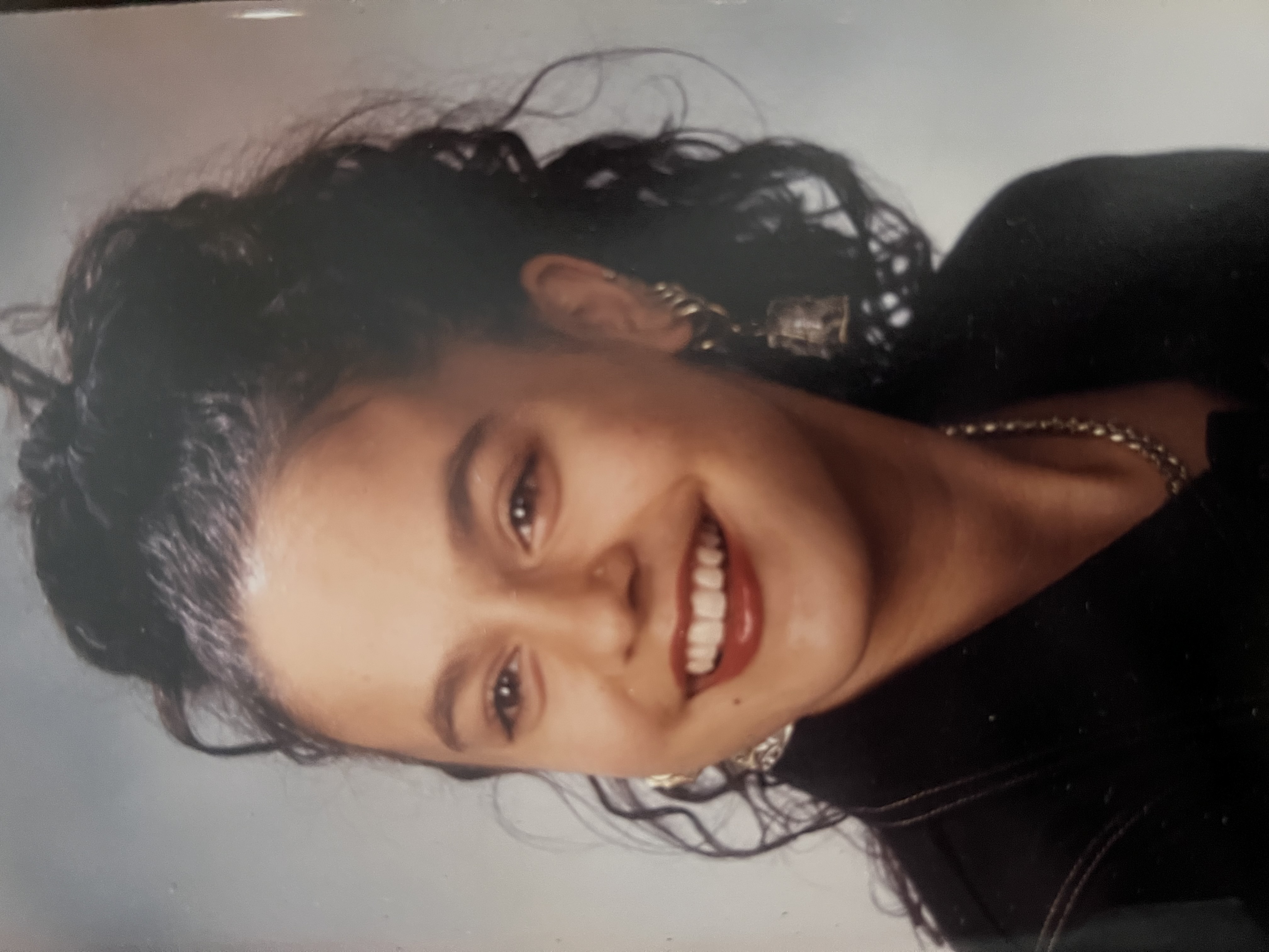 Voices of Arizona Gen Xers: Victoria Muñoz, a therapist who sees