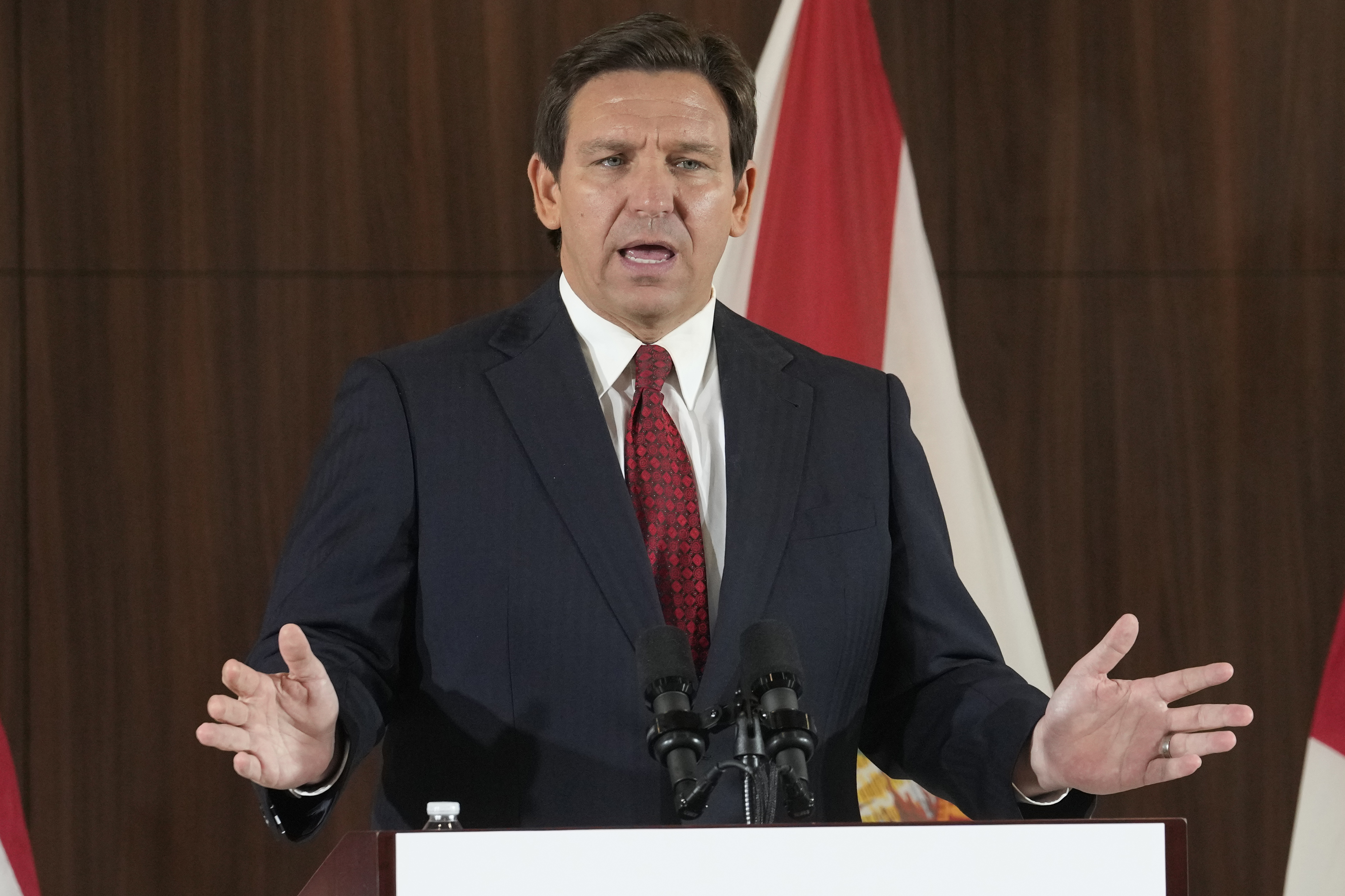 Will DeSantis win battle to dismantle DEI programs at state colleges? - Vimarsana News
