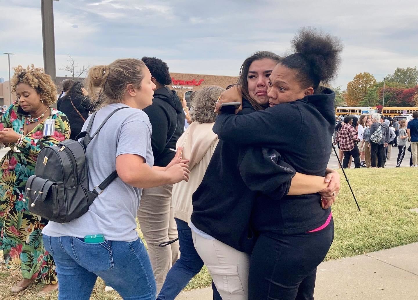 At least two dead in shooting at St. Louis performing arts high school - Vimarsana News