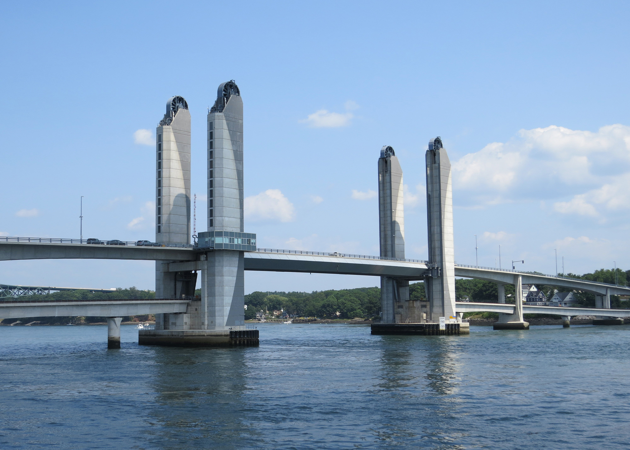 Calls grow for safety barriers on Portsmouth-Kittery bridges