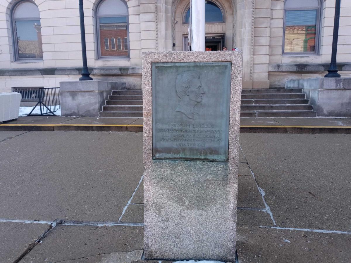 Remembering the judicial circuit Lincoln rode on the way to the presidency - Vimarsana News