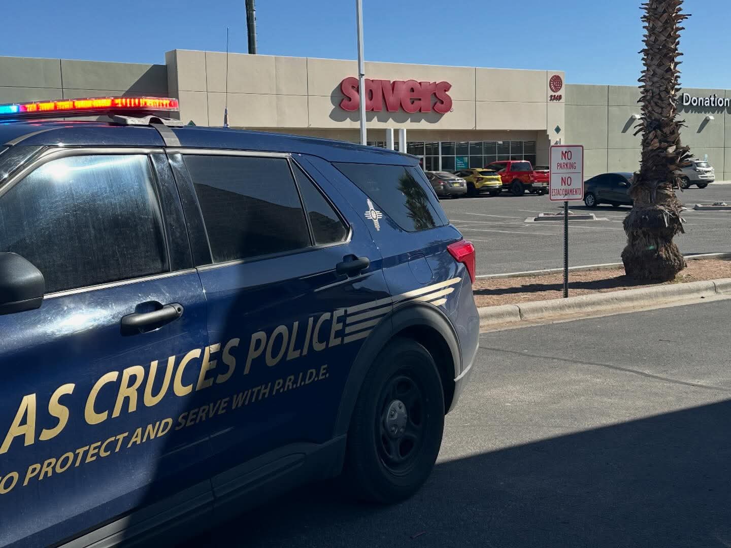 レア皿latin bomb squad入手困難 UPDATE: Apparent explosive device safely removed from Las Cruces