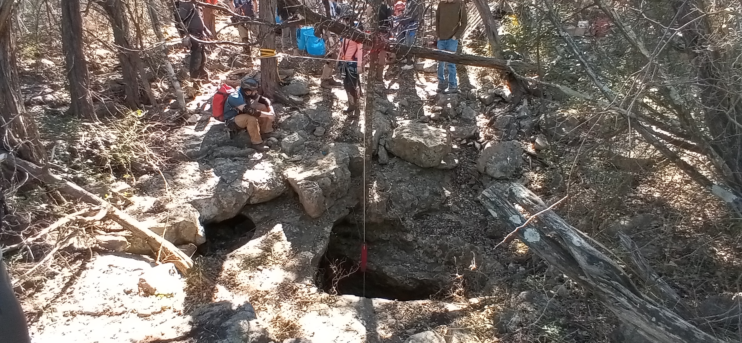 Texas cave climbers work to clean out caves with generations worth of trash - Vimarsana News