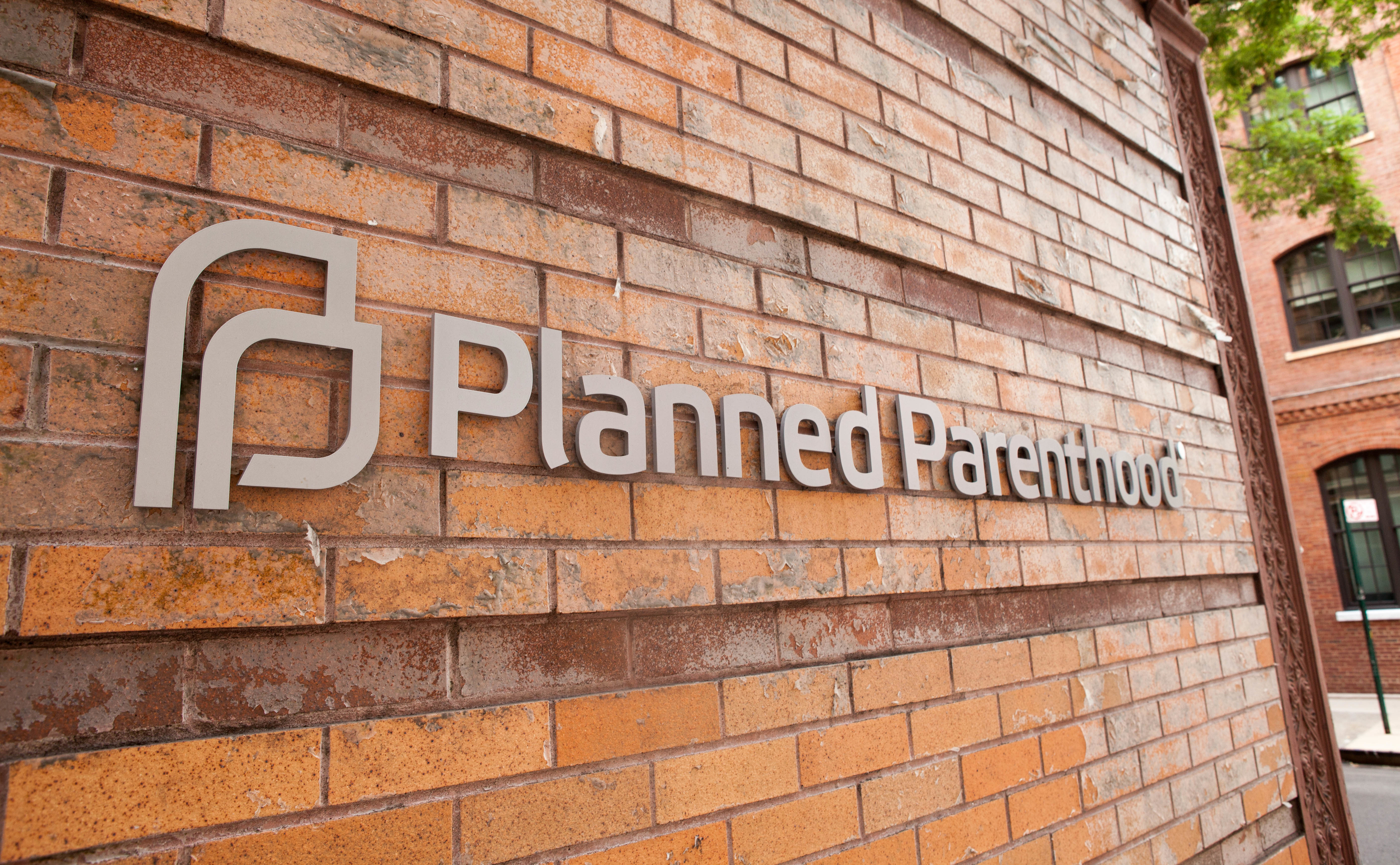 Florida abortion clinics prepare for change after proposed 6-week ban - Vimarsana News