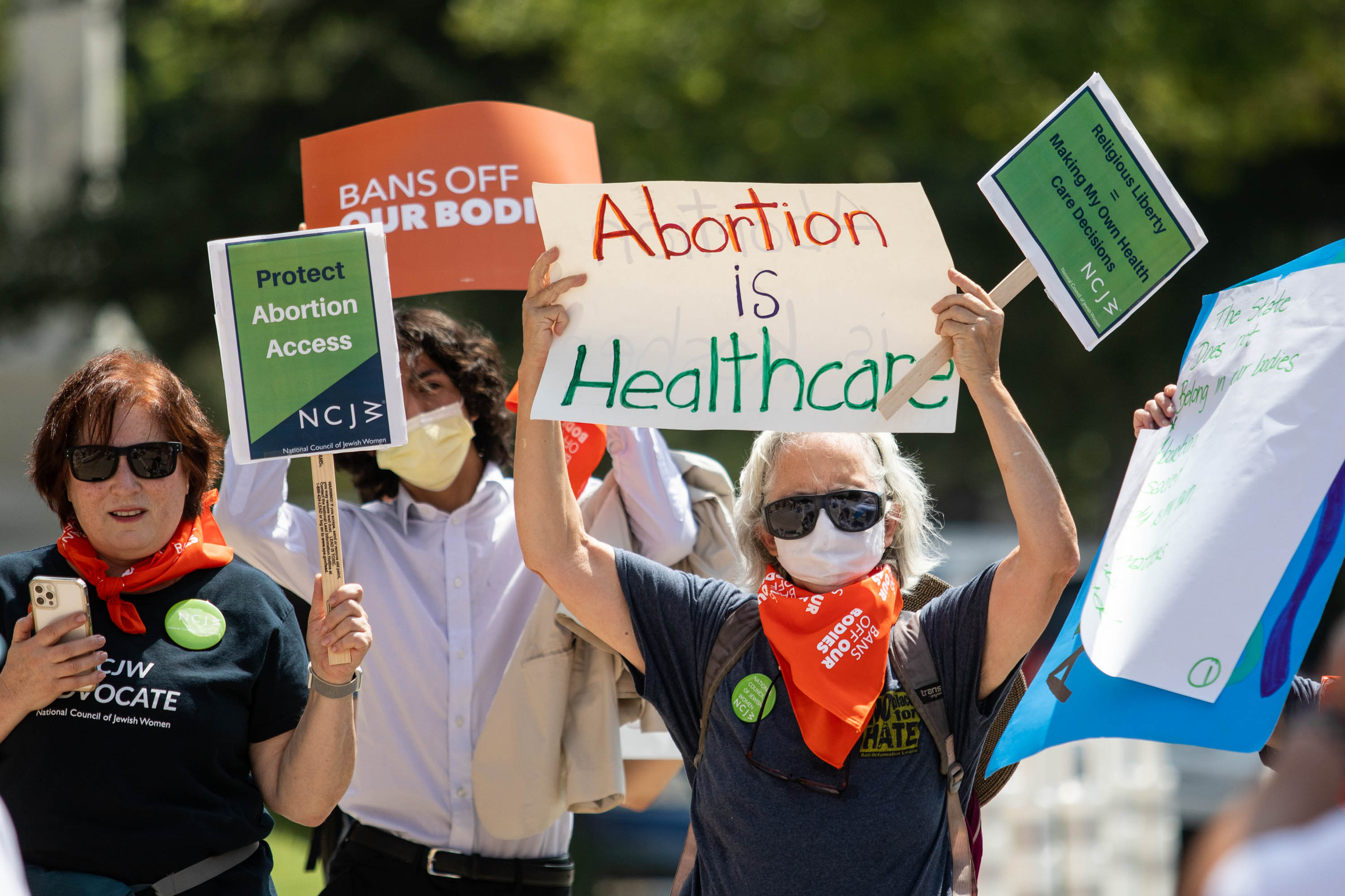 In new lawsuit, two UT Austin professors say they won't excuse absences for abortion patients - Vimarsana News