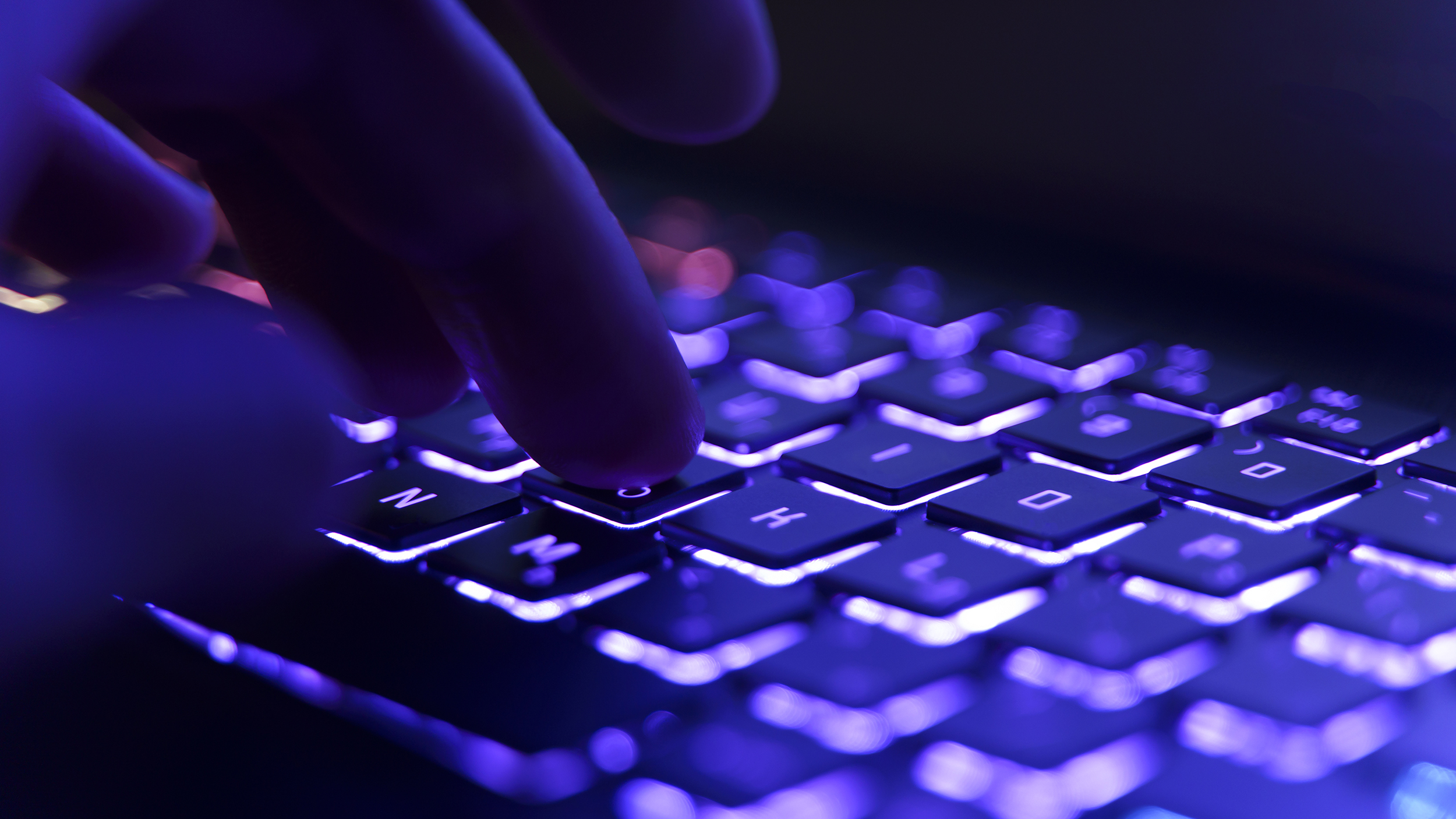 A Tucson high schooler got suspended when AI caught him typing — and then  deleting — a joke