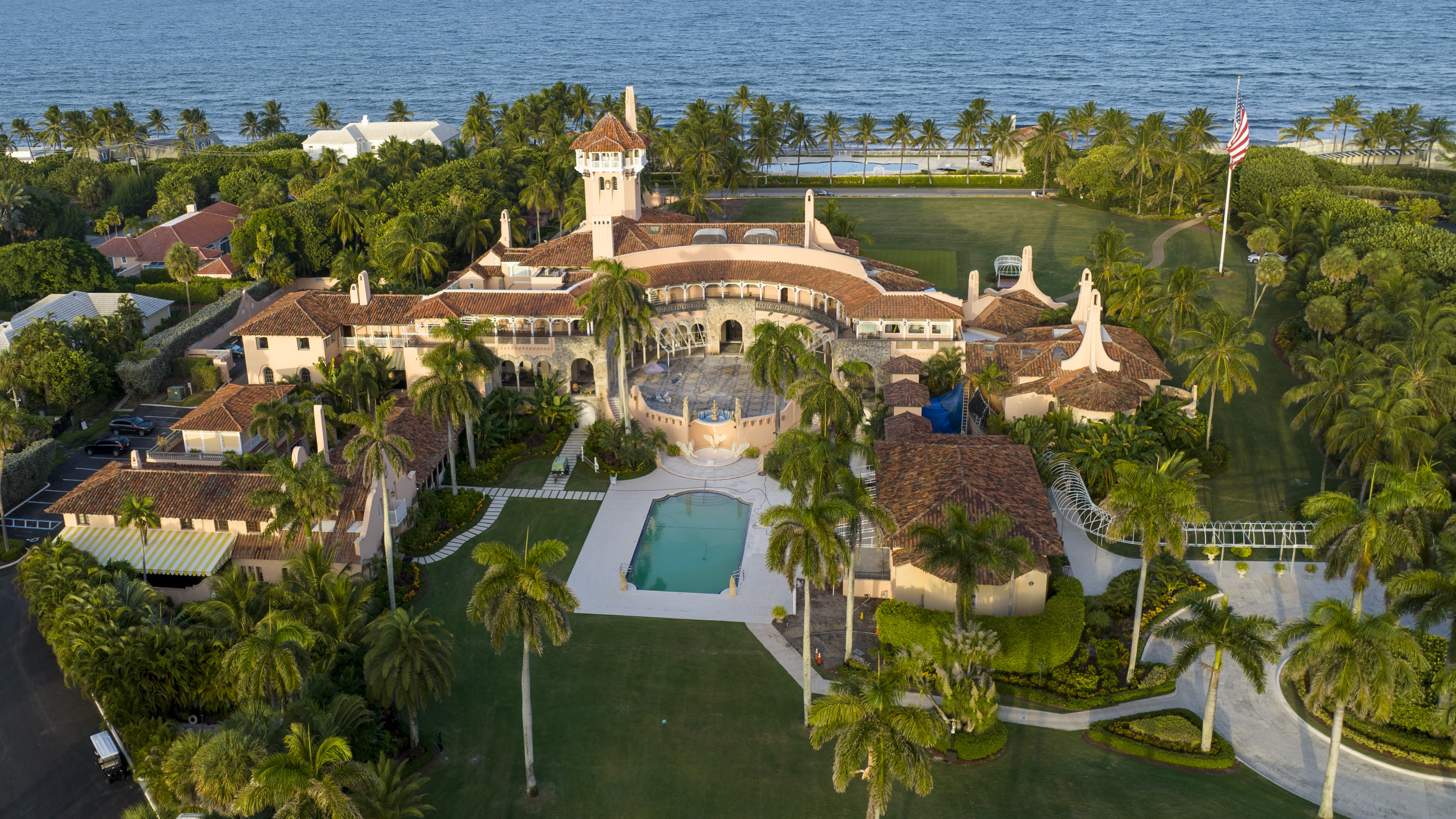 Why the FBI search of Mar-a-Lago can't escape the divided politics in Florida - Vimarsana News