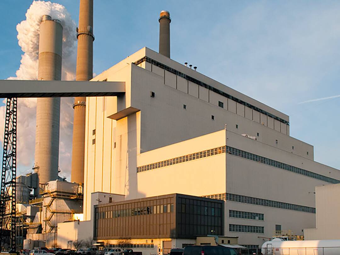 Duke Energy's coal plant closure plan divides consumer advocates. Both say  'no' to new natural gas