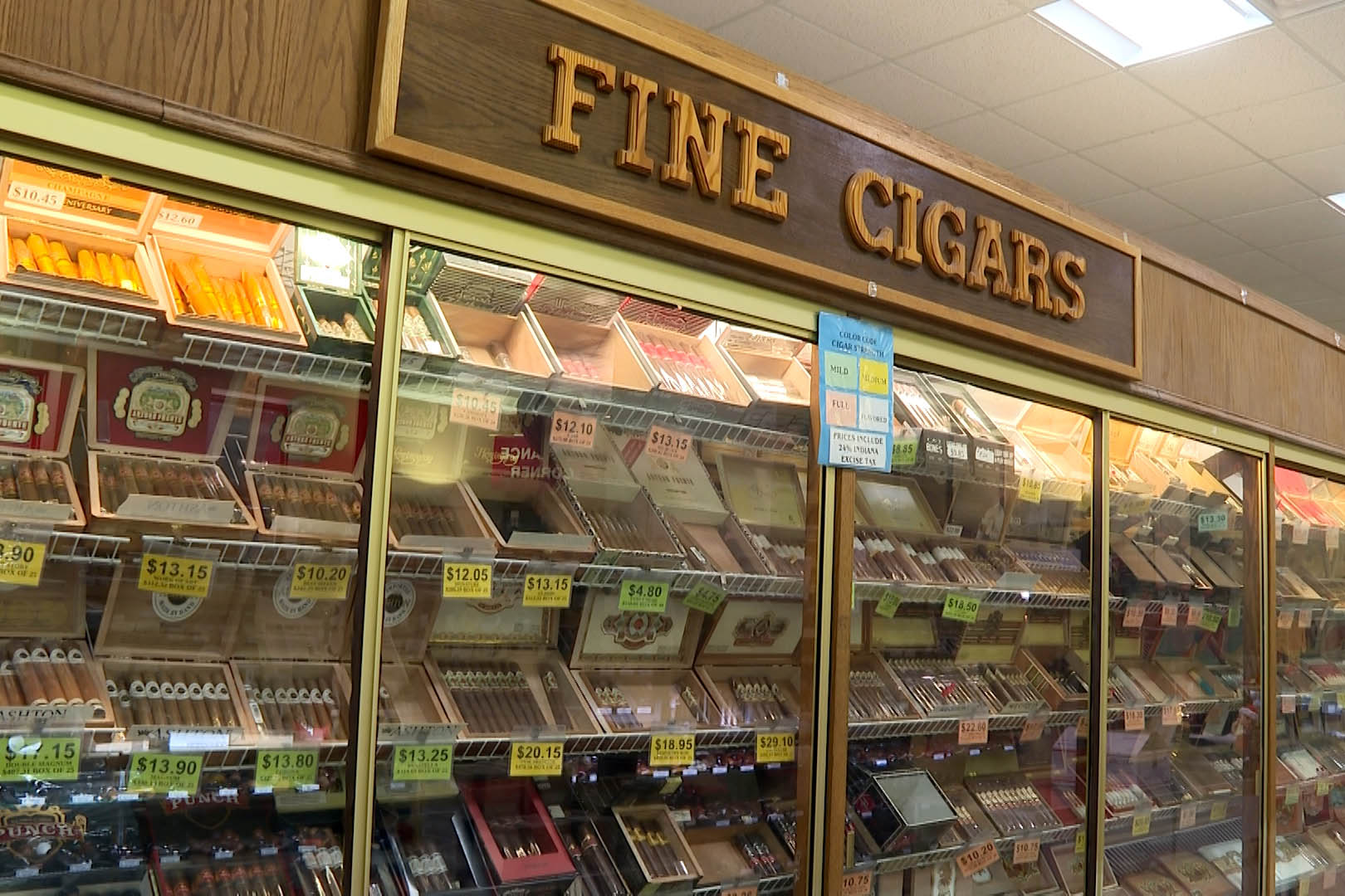 old cigarette machines for sale 1940s National Vendors Cigarette Vending Machine sold at auction on 3rd  June