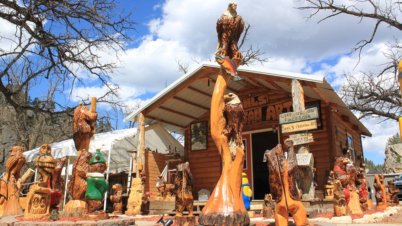 Black Hills Chainsaw Masterpiece: Dahl's Chainsaw Art Carves Out a