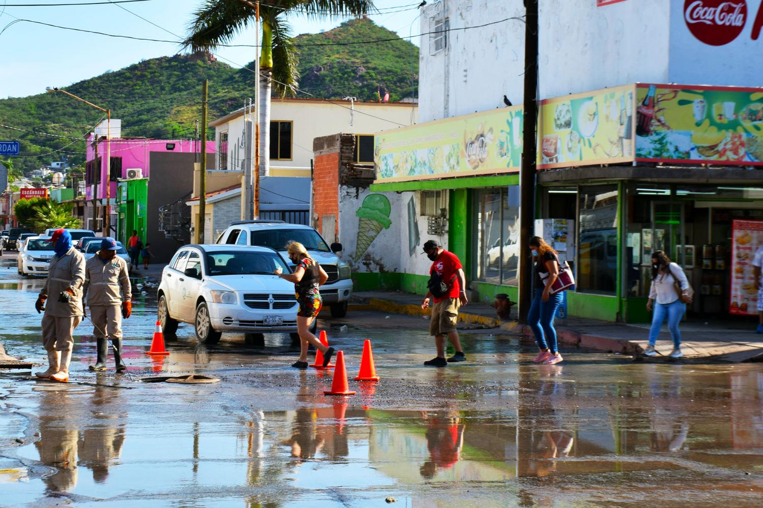 Aguas negras: Sonora, Mexico, beach towns of Guaymas and San Carlos face a  sewage crisis, image size:1500x1000