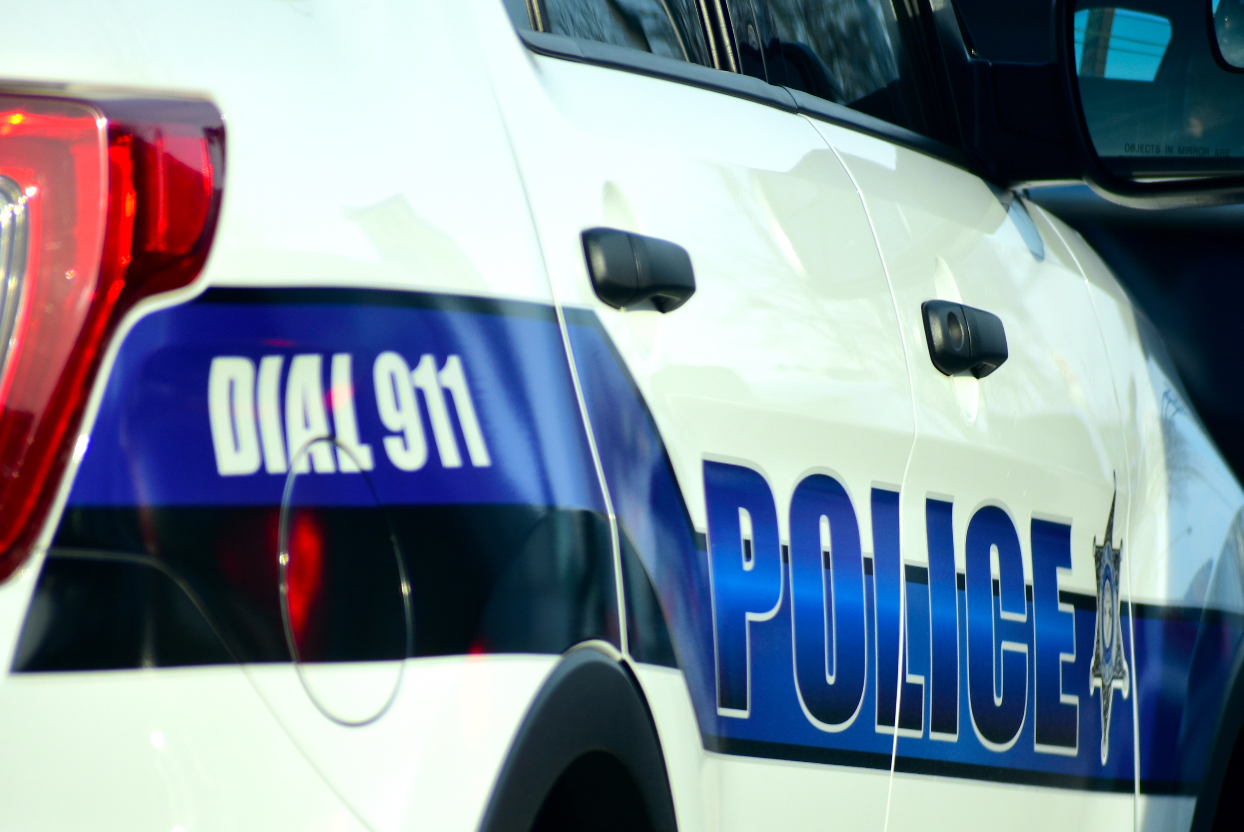 Bill would criminalize bystanders who get within 25 feet of police after being told to stop - Vimarsana News
