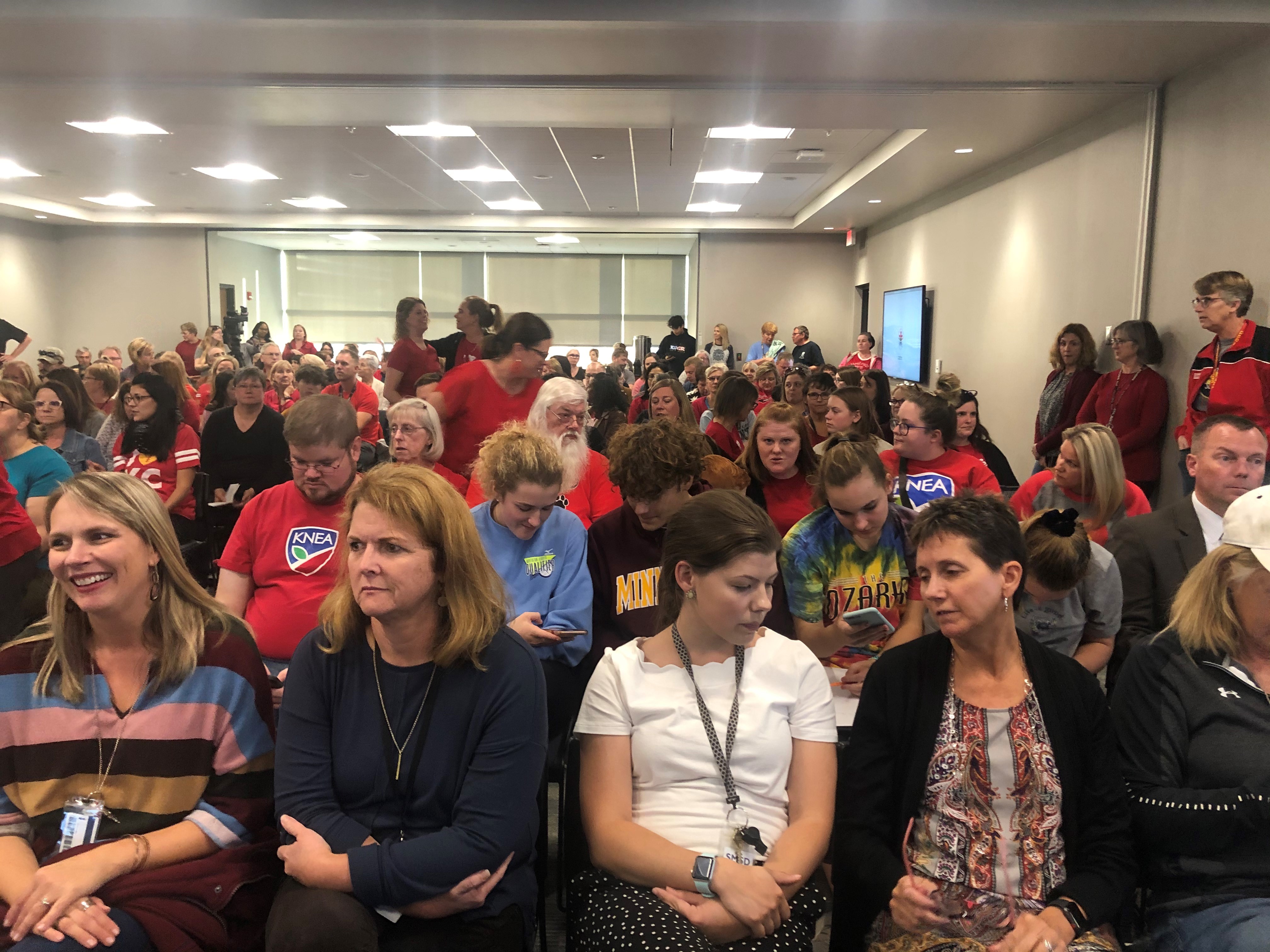 why-shawnee-mission-teachers-already-the-best-paid-in-kansas-are-asking-for-more-money-kcur-89-3-npr-in-kansas-city
